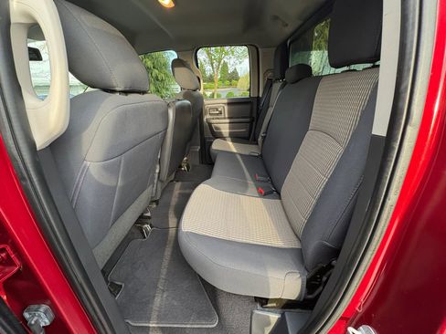 Used 2012 RAM 1500 Express AWD/4WD image 19