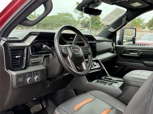 Used 2024 GMC Sierra 2500 AT4 w/ AT4 Premium Plus Package AWD/4WD image 15