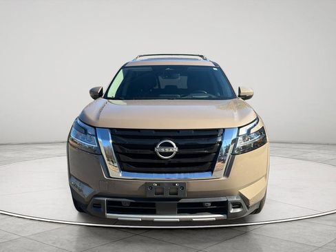 Used 2023 Nissan Pathfinder Platinum w/ Cargo Package image 20