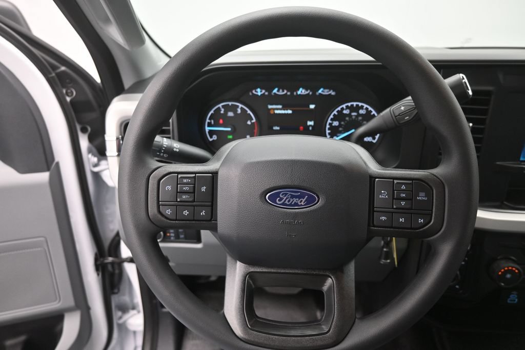 New 2027 Ford F250 XL AWD/4WD image 3