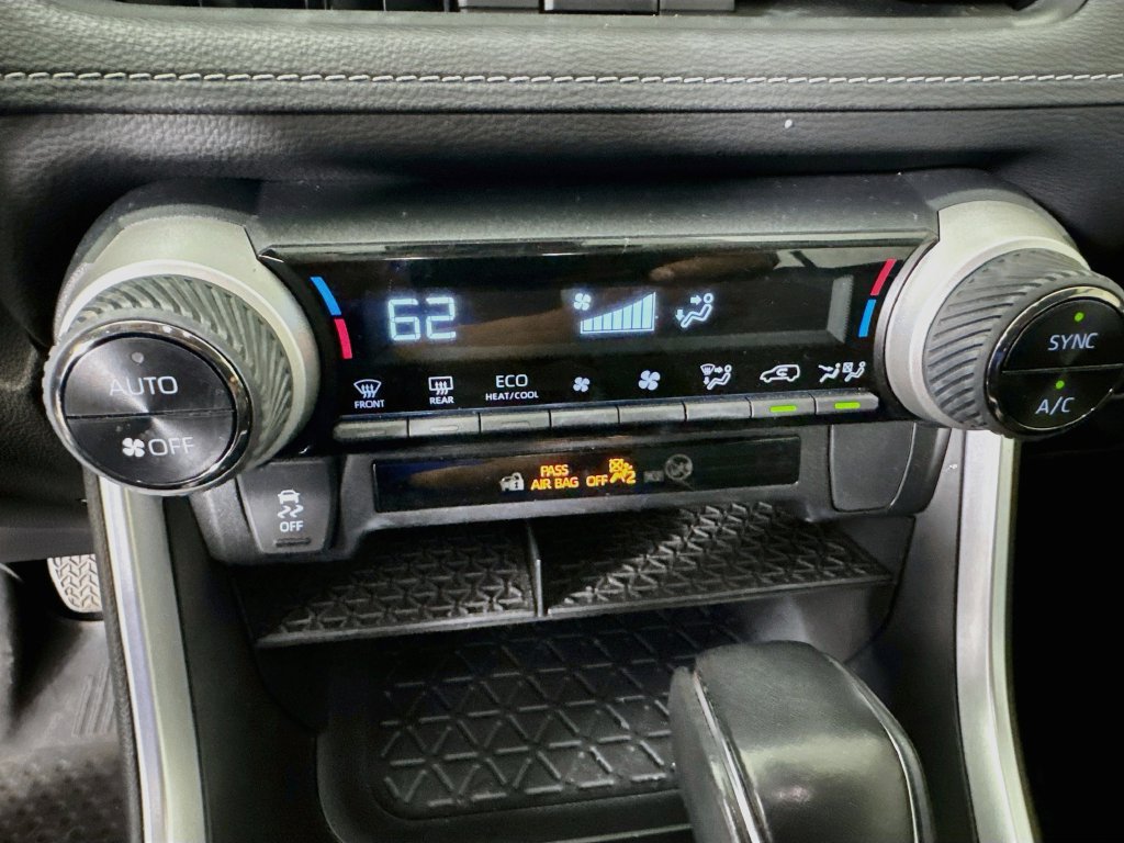 Used 2023 Toyota RAV4 XLE Premium AWD/4WD image 19