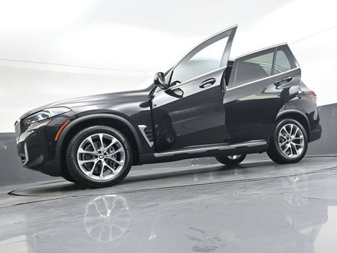 Used 2024 BMW X5 xDrive40i w/ Premium Package AWD/4WD image 45