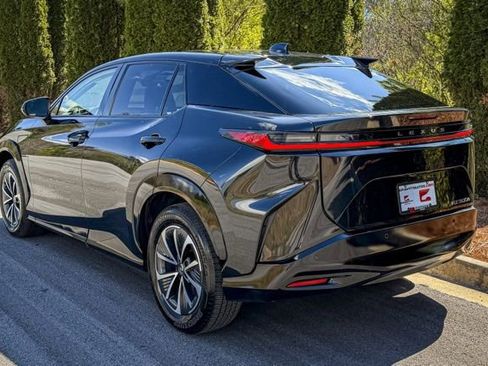 Used 2024 Lexus RZ 300e Premium image 8