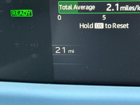 New 2026 Subaru Solterra Limited XT image 28