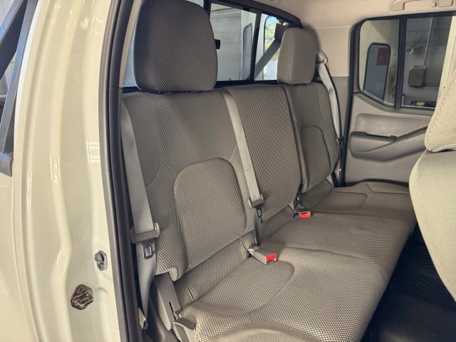 Used 2016 Nissan Frontier SV w/ SV Value Truck Package AWD/4WD image 25