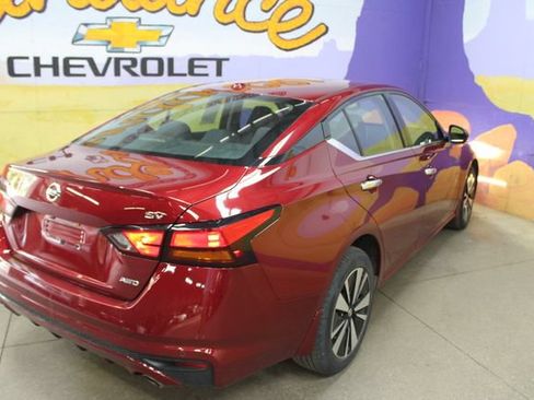 Used 2019 Nissan Altima 2.5 SV AWD/4WD image 8