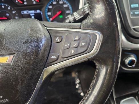 Used 2018 Chevrolet Equinox LT image 12