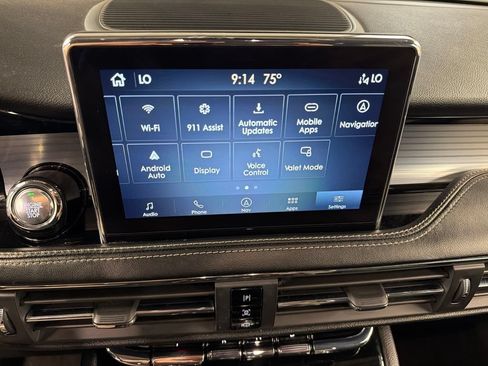 Certified 2022 Lincoln Corsair AWD w/ Equipment Group 101A image 10