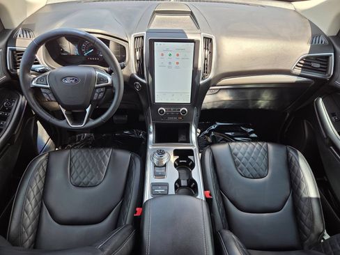 Certified 2024 Ford Edge Titanium AWD/4WD image 26