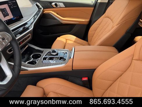 Used 2026 BMW X7 xDrive40i AWD/4WD image 13