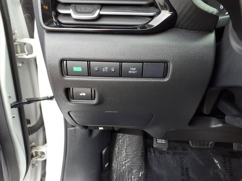 Used 2024 Nissan Sentra SR image 10