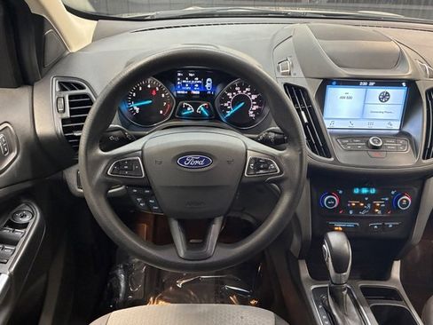 Used 2019 Ford Escape SE image 7