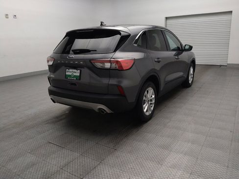 Used 2021 Ford Escape SE FWD image 9