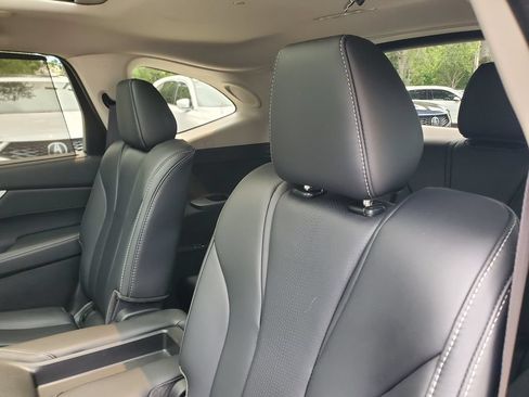 Used 2025 Acura MDX FWD w/ Technology Package image 14