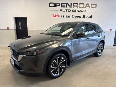 Used 2023 MAZDA CX-5 AWD 2.5 S w/ Premium Package image 3