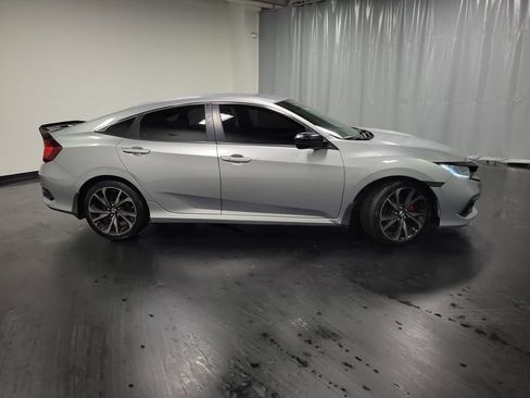 Used 2019 Honda Civic Sport image 9