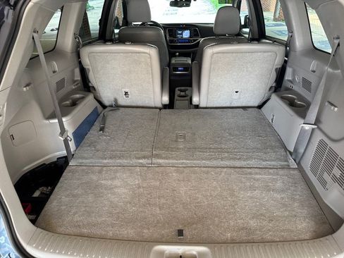 Used 2016 Toyota Highlander Limited Platinum AWD/4WD image 34