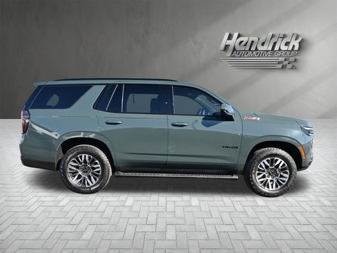 Used 2025 Chevrolet Tahoe Z71 w/ Sun And Tow Package AWD/4WD image 10