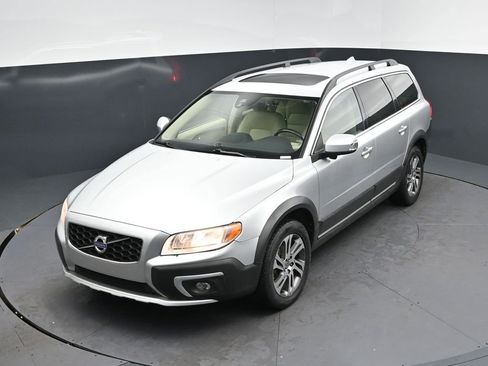 Used 2015 Volvo XC70 T5 Premier FWD image 30