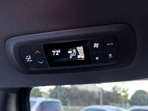 New 2026 Chrysler Pacifica Select w/ S Appearance Package image 23