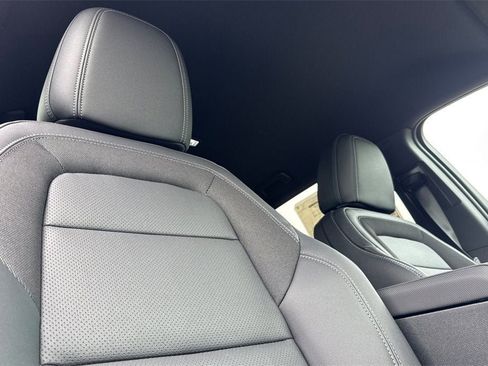 New 2026 Chevrolet Equinox EV LT image 17