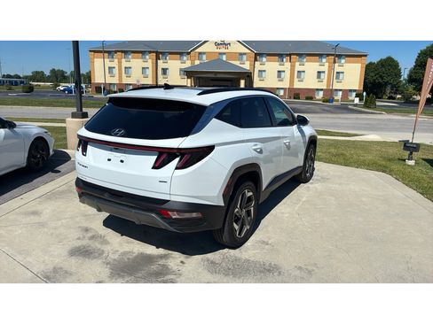 Certified 2024 Hyundai Tucson Limited AWD/4WD image 5