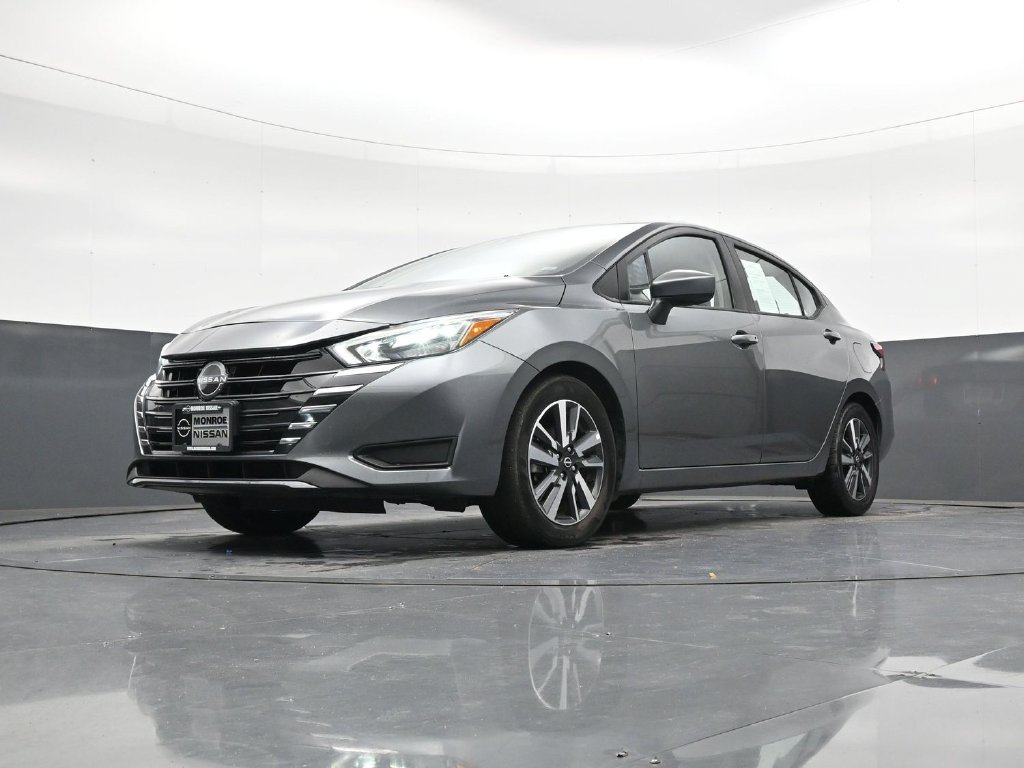 Certified 2025 Nissan Versa SV FWD image 22