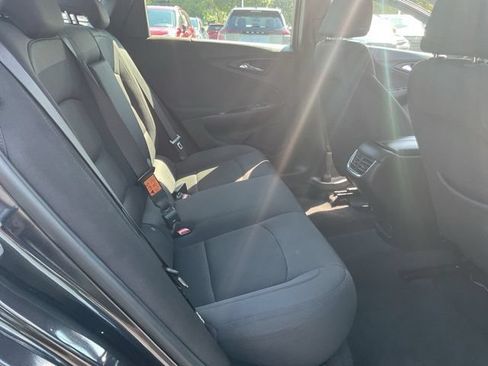Used 2023 Chevrolet Malibu LT FWD image 18
