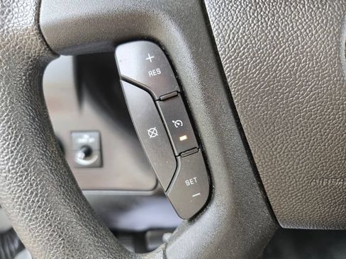 Used 2024 Chevrolet Express 2500 w/ Driver Convenience Package RWD image 31