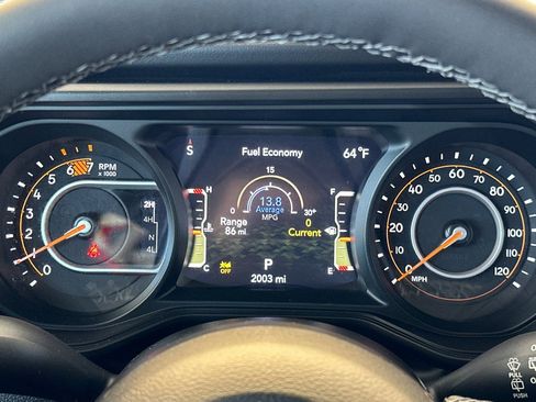 Used 2026 Jeep Wrangler Unlimited Rubicon w/ Steel Bumper Group image 23