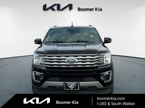 Used 2020 Ford Expedition Limited AWD/4WD image 2