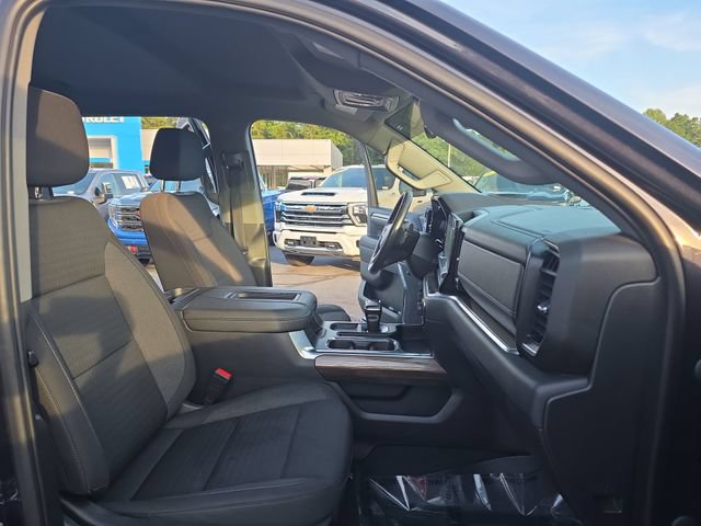 Used 2022 Chevrolet Silverado 1500 LT Trail Boss w/ Protection Package AWD/4WD image 11