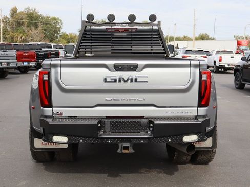 Used 2025 GMC Sierra 3500 Denali Ultimate image 7