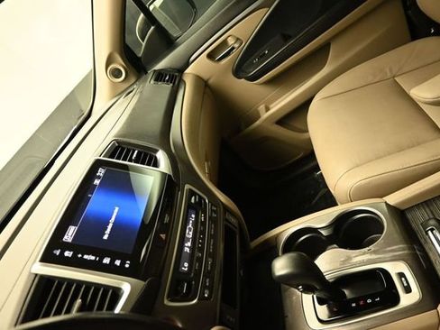 Used 2017 Honda Pilot EX-L image 16