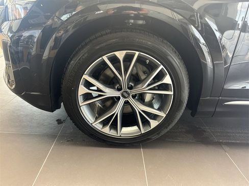 New 2025 Audi Q8 Premium Plus image 10