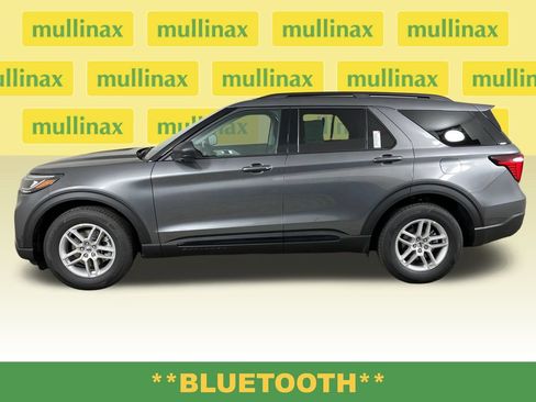 New 2026 Ford Explorer Active RWD image 11