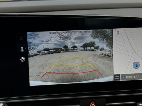 Used 2025 Hyundai Elantra Limited image 17