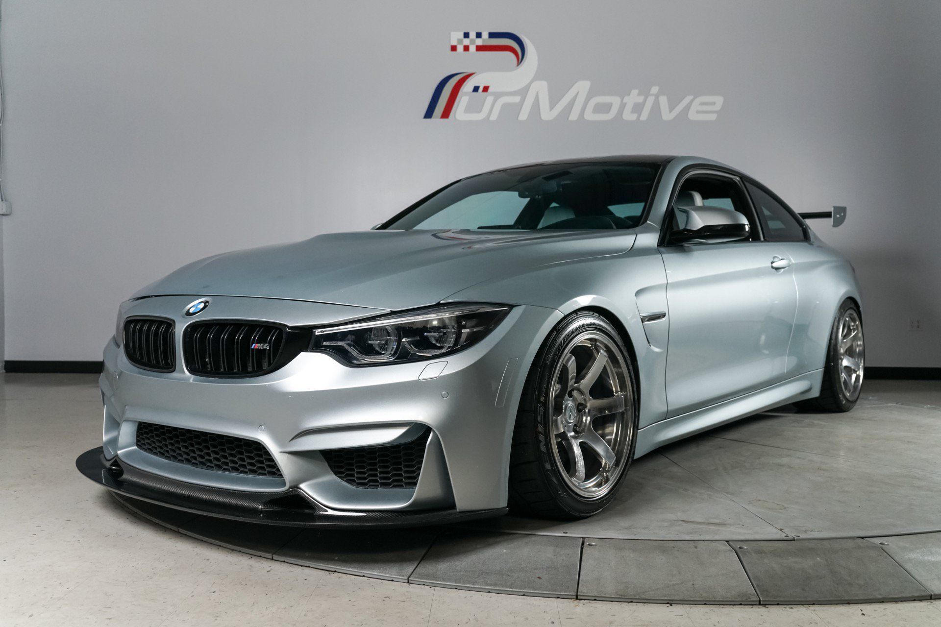 Used 2015 BMW M4 Coupe RWD image 1