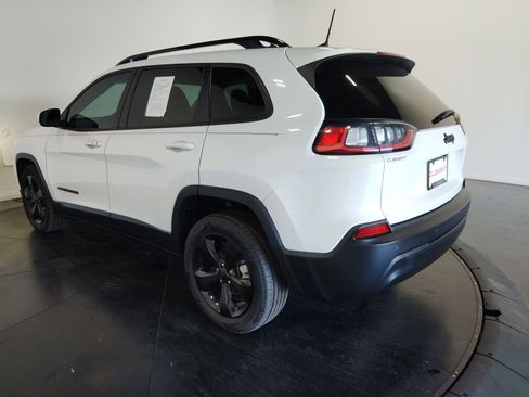 Used 2021 Jeep Cherokee Latitude Plus image 8