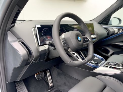 New 2026 BMW X3 xDrive30i w/ Premium Package AWD/4WD image 4