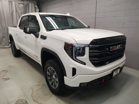 Used 2025 GMC Sierra 1500 AT4 AWD/4WD image 5
