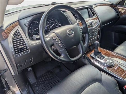 Used 2020 Nissan Armada SL image 11