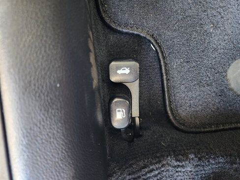 Used 2018 Hyundai Elantra SEL FWD image 19