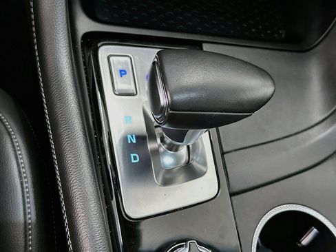 Used 2025 Genesis G70 2.5T AWD/4WD image 25
