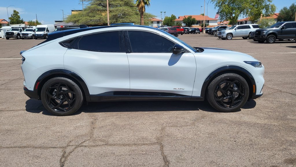 Used 2022 Ford Mustang Mach-E Premium RWD image 12