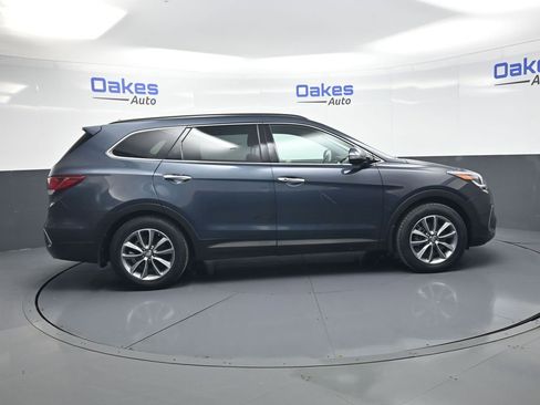 Used 2019 Hyundai Santa Fe XL SE w/ SE Premium Package 02 FWD image 9