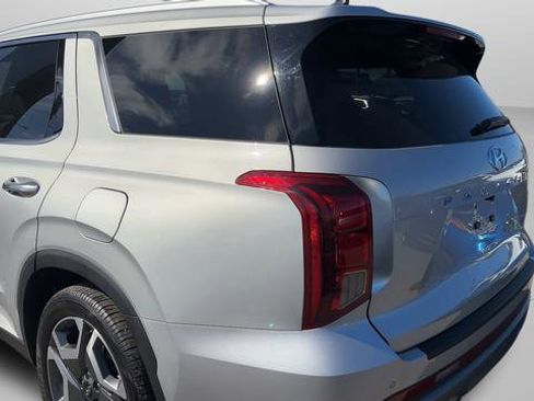 Used 2023 Hyundai Palisade Limited w/ Cargo Package AWD/4WD image 19
