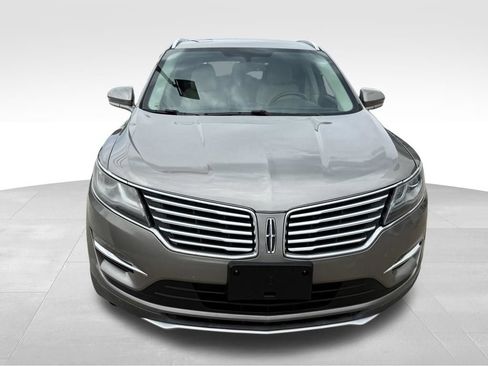 Used 2017 Lincoln MKC Select w/ Select Plus Package AWD/4WD image 4