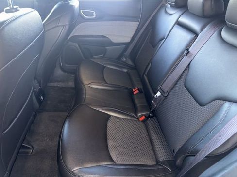 Certified 2024 Jeep Compass Latitude image 26