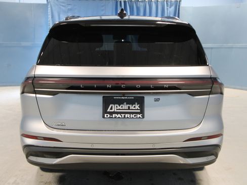 New 2026 Lincoln Nautilus Reserve w/ Jet Appearance Package image 28